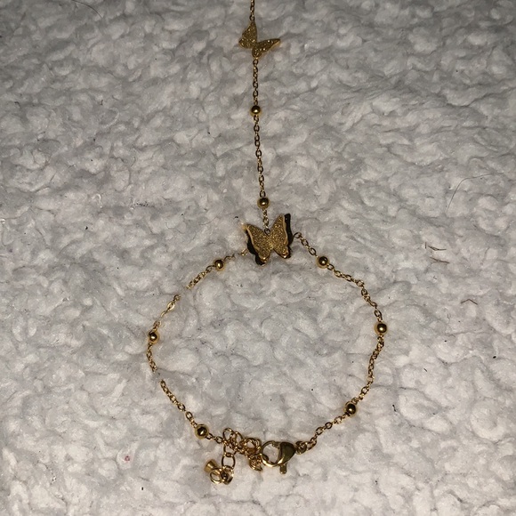Gold Butterfly Hand Chain - Picture 10 of 17